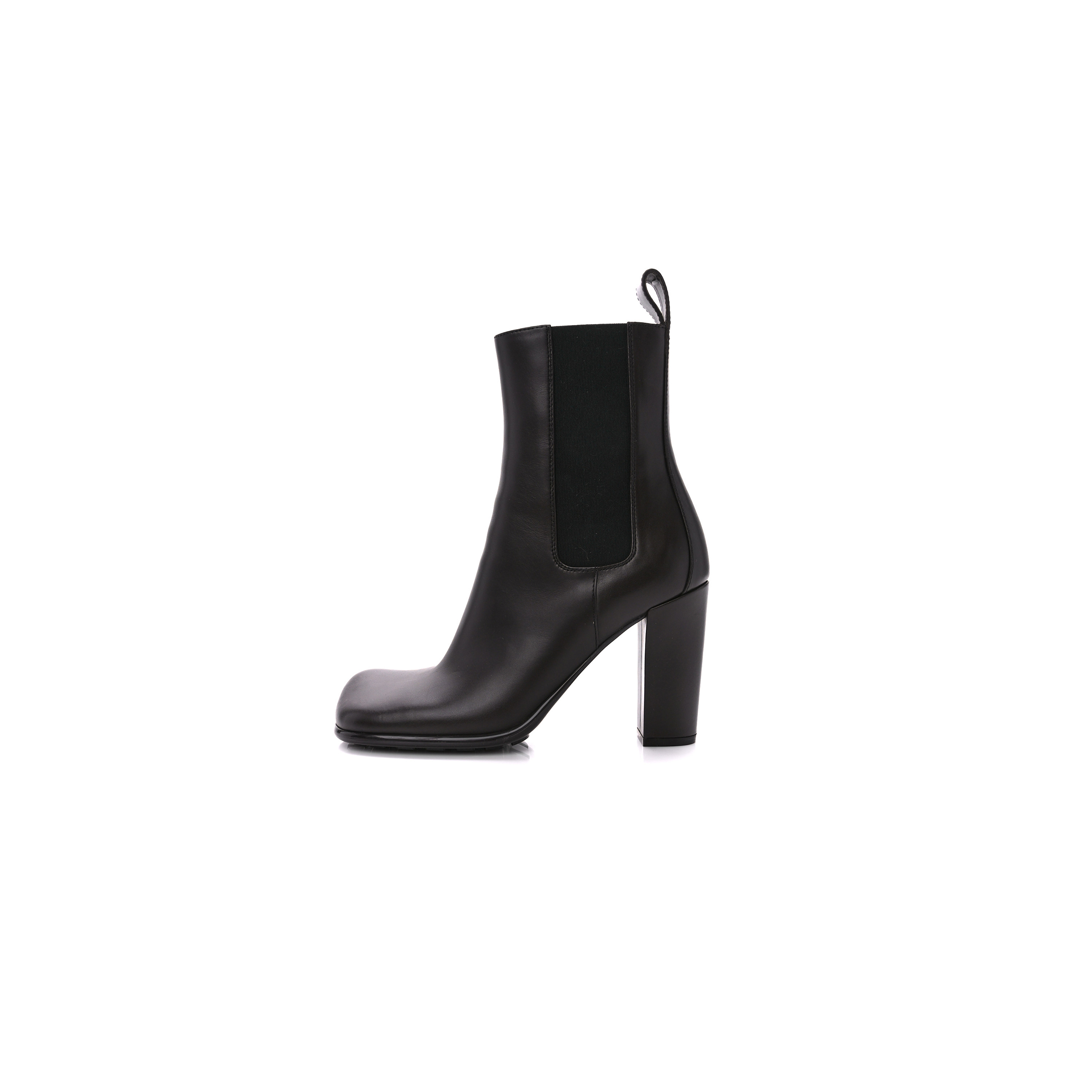 Bo*te*ga ve*ne*ta calfskin storm chelsea boots 40 fondant