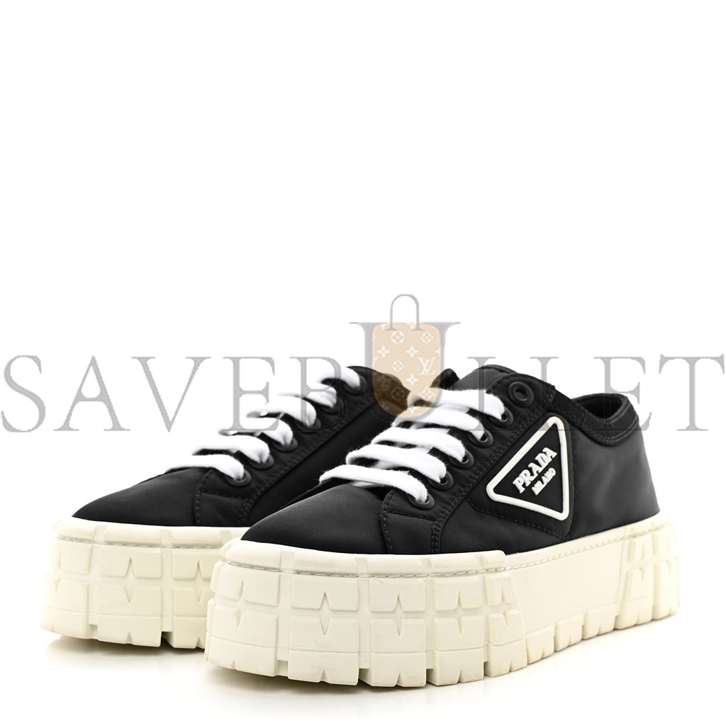 Pra*a re-nylon gabardine triangle logo double wheel 50mm sneakers 38 black