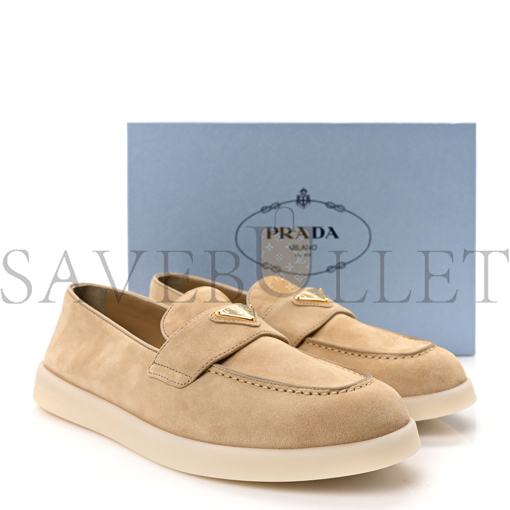 Pra*a vitello scamosciato metal triangle logo saint tropez 25mm loafers 40 ecru